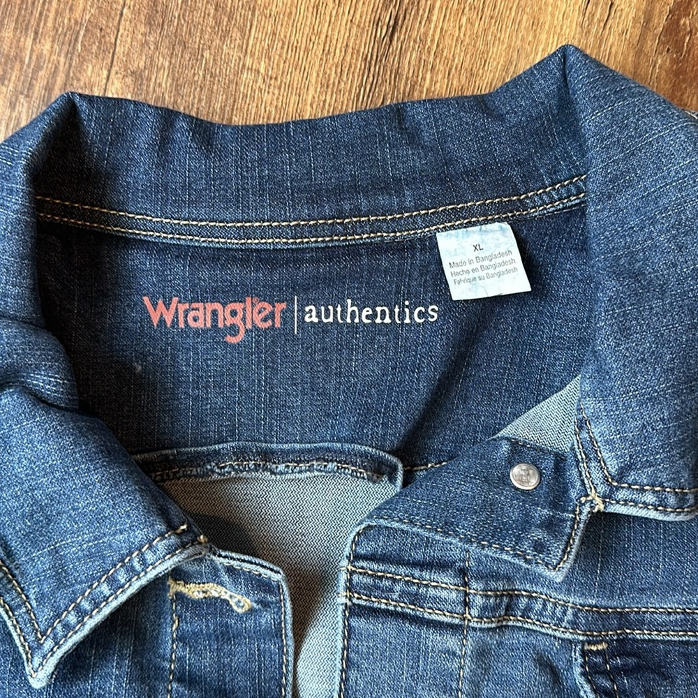 Wrangler jacket - Picture 2 of 2